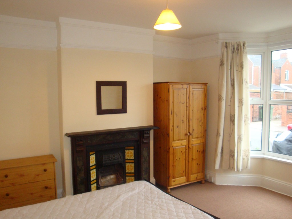 Elmside, Exeter, 6 bedroom, House