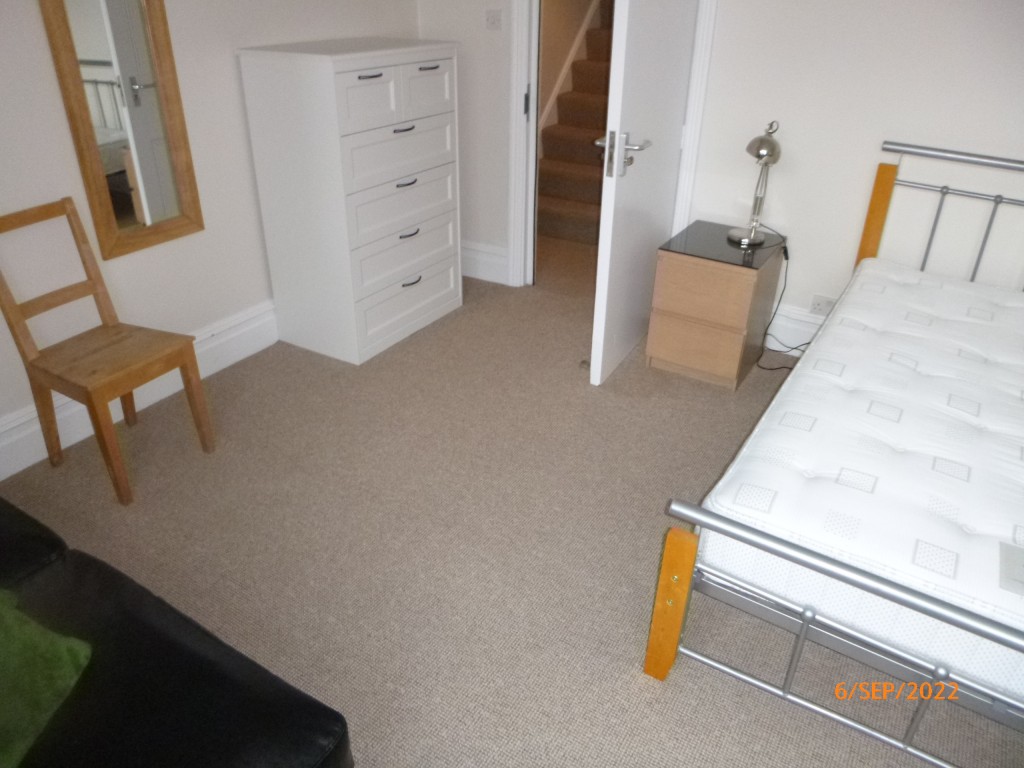 Images for Waverley Avenue, Exeter