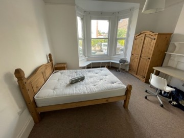 image of 48 Powderham Crescent, 