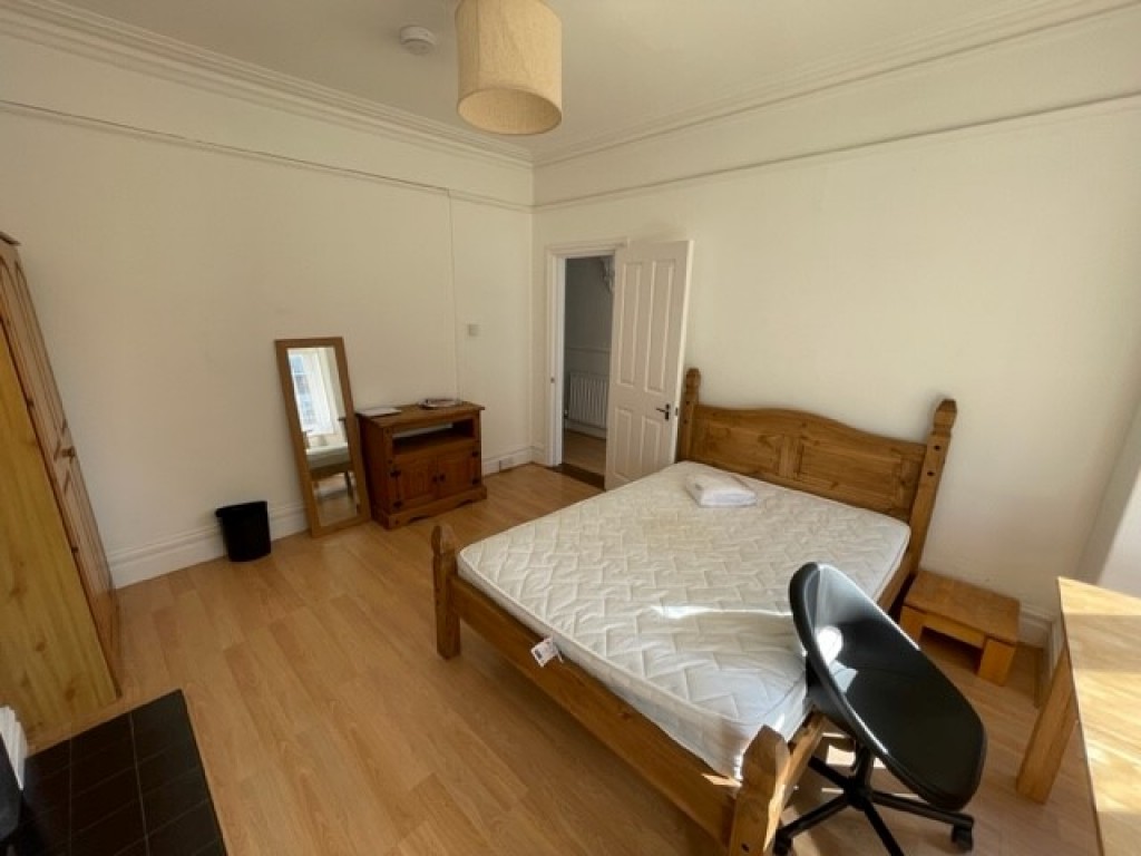 Images for Waverley Avenue, Exeter