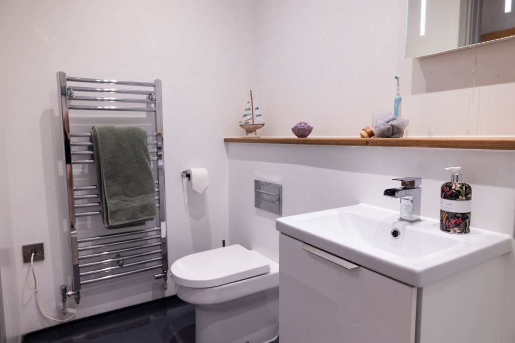 Images for Park View, 35 Old Tiverton Road, Exeter - Includes all bils