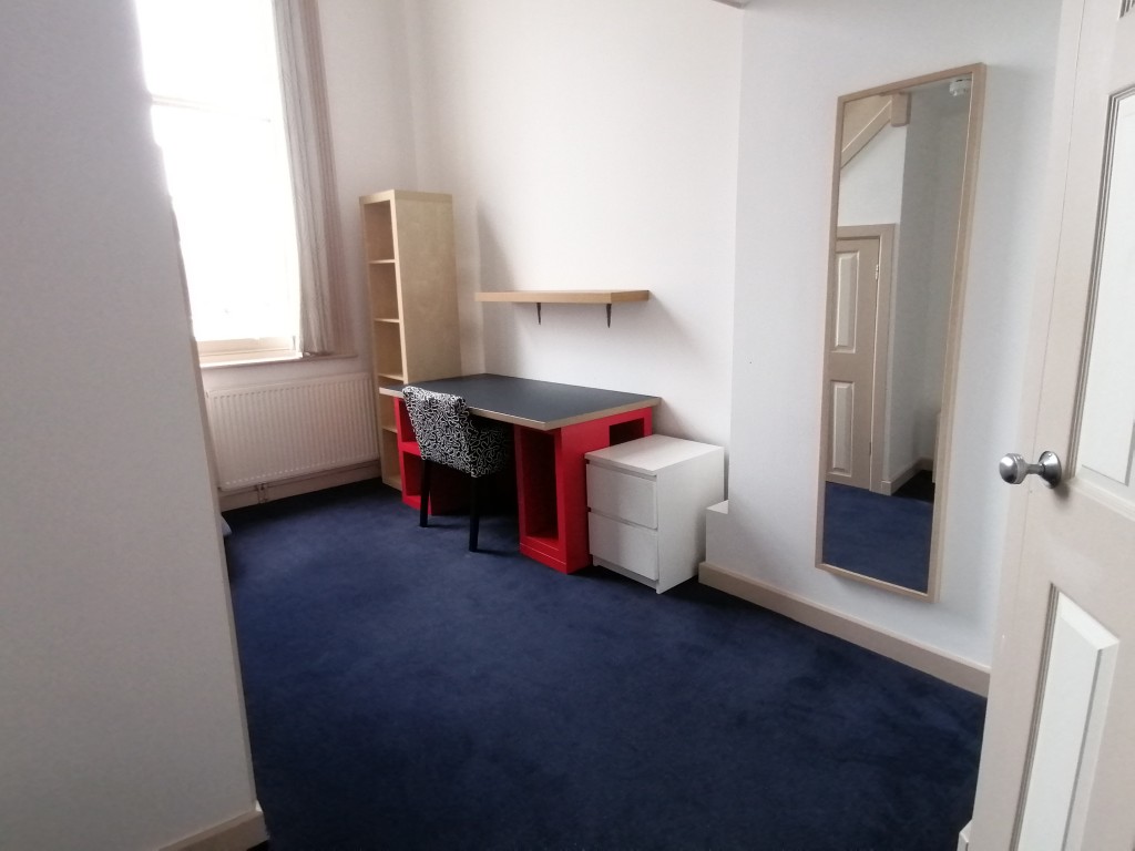 Images for Queen Street, Bills Included, Exeter