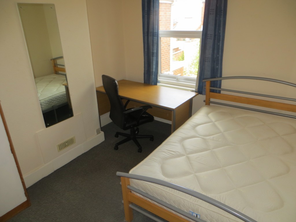 Images for Pinhoe Road - Top Floor, Exeter