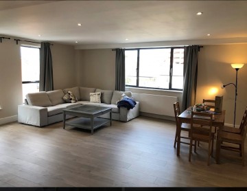 image of 13 The Courtyard, 48 New North Road