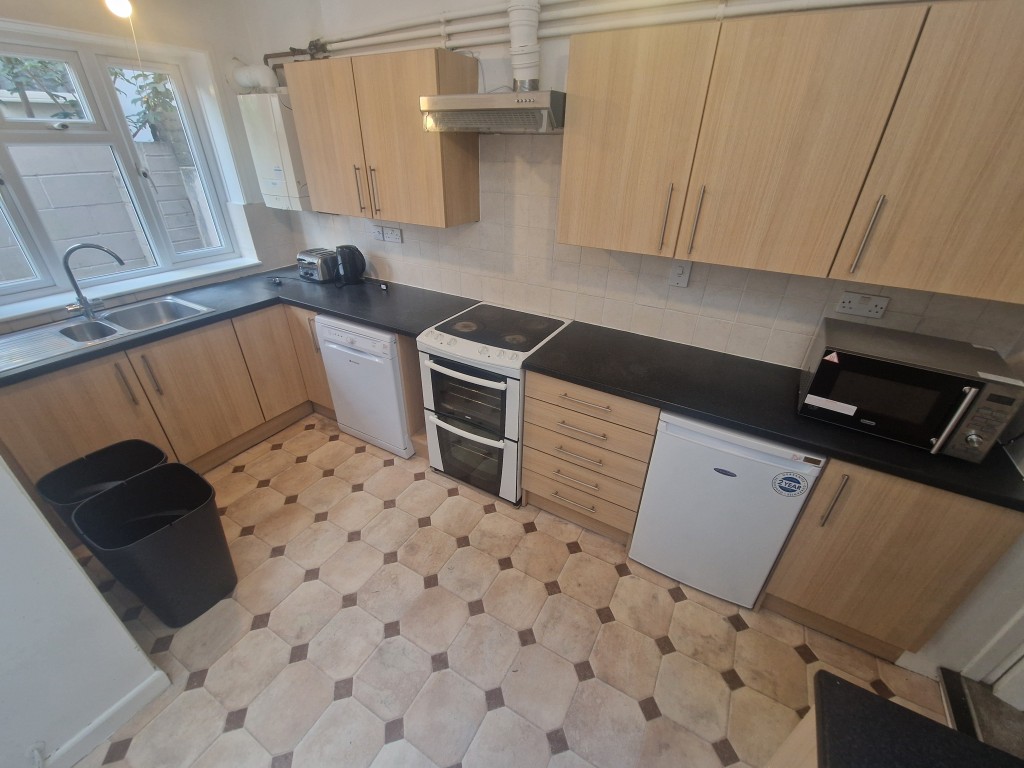 Images for Woodbine Terrace, Exeter