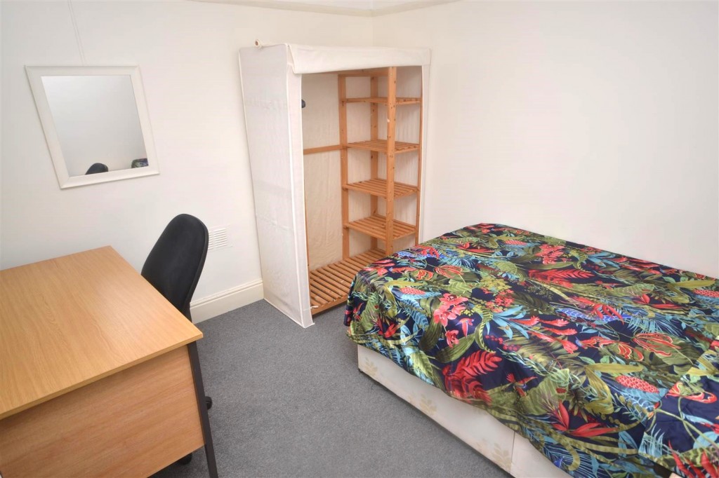 Images for Wrentham Estate, Old Tiverton Road, Exeter