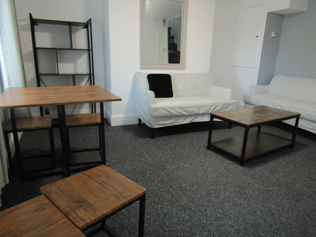 Images for Well Street, Rooms Available, Exeter