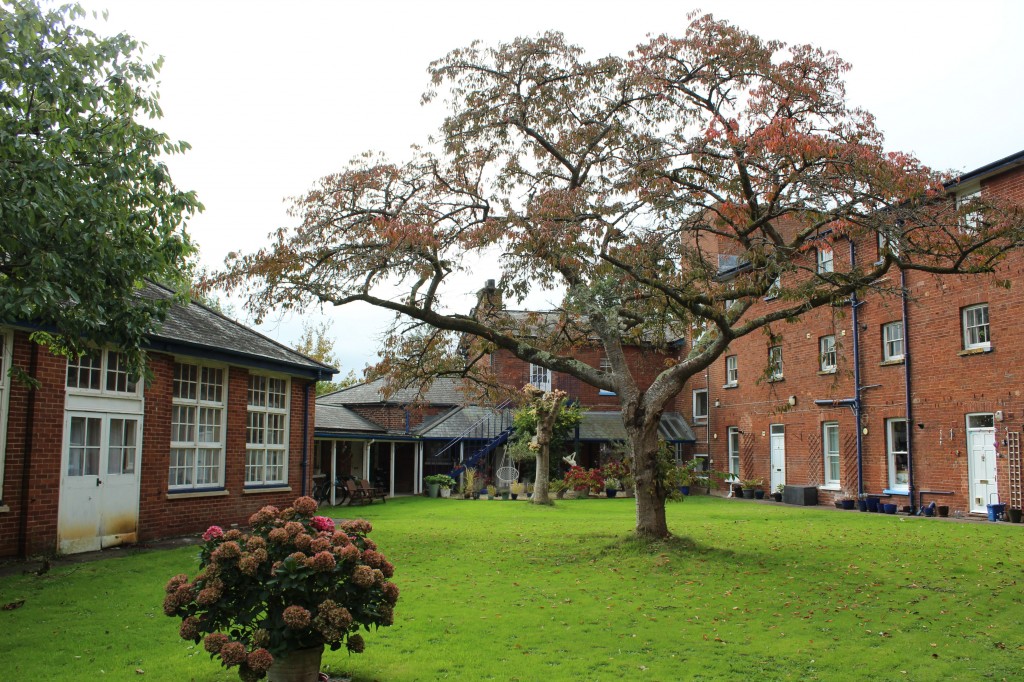 Images for The Lodge, Western Road, Crediton