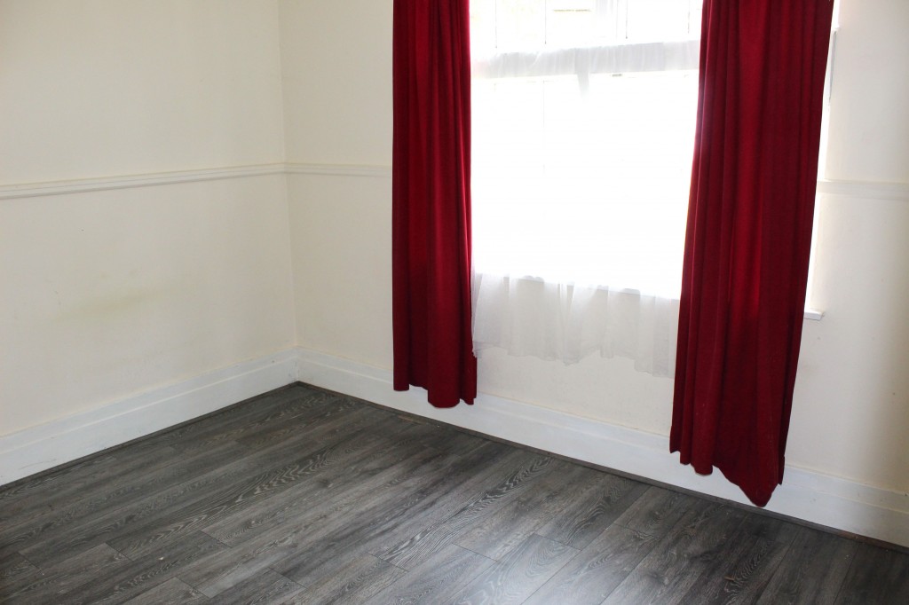 Images for The Lodge, Western Road, Crediton