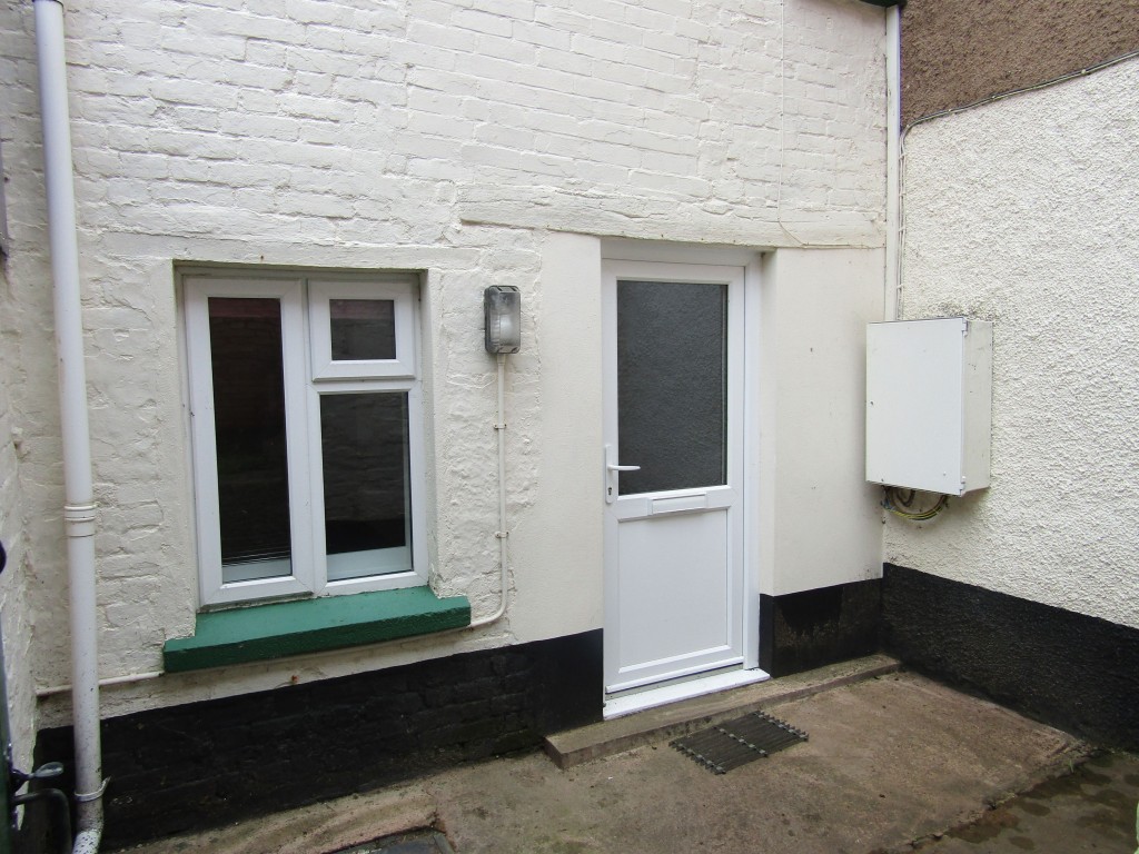 Images for Albert Terrace, High Street, Crediton