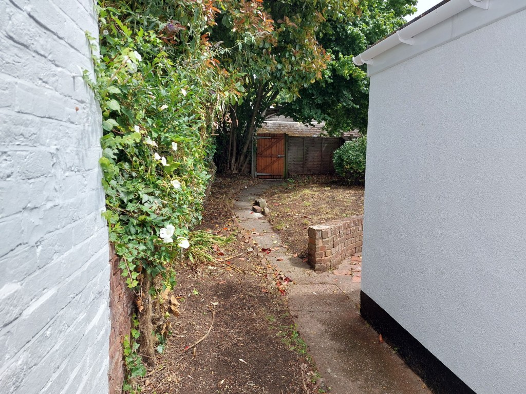 Images for Chute Street, Newtown, Exeter