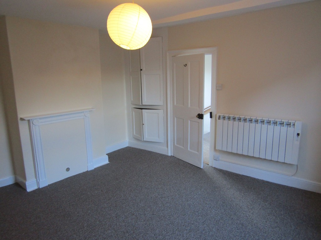 Images for Albert Terrace, High Street, Crediton