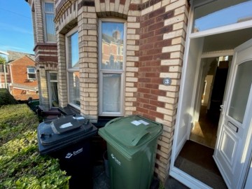 image of 3 Monkswell Road (Includes All Bills), 